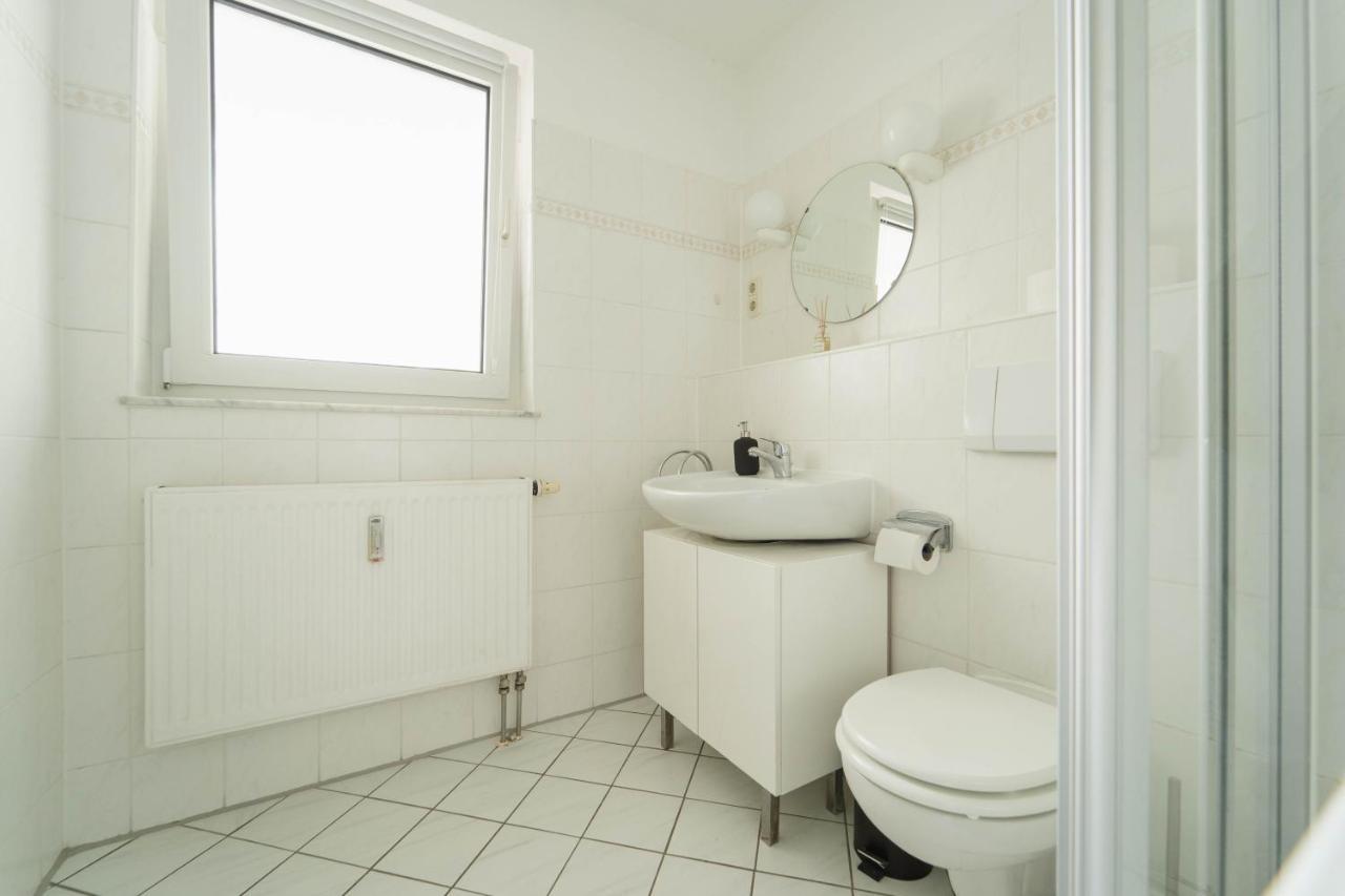 Raum921 - Stilvolles Apartment - Wlan, Tiefgarage, Kueche, Netflix Magdeburg Exterior photo